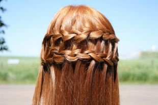 Причёски с распущенными волосами на длинные волосы, прическа двойной французский водопад